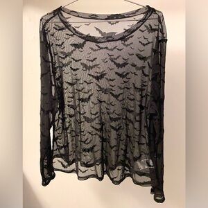 PLUS SIZE GOTH LONG SLEEVE MESH